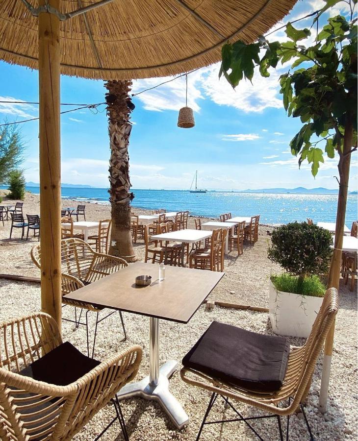 Athens Seaside Glyfada Suites エクステリア 写真